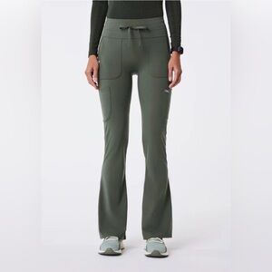 Figs Womens High Waisted Seville Flare Scrub Legging Pants Yoga Black XS Pockets